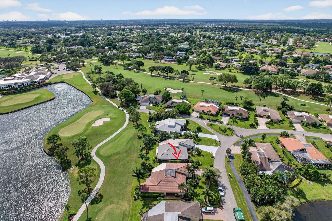 For Sale: $945,000 (2 beds, 2 baths, 2887 Square Feet)