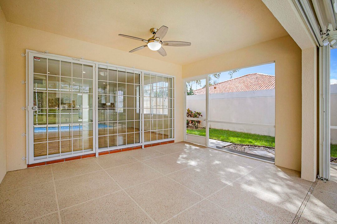 合同活跃: $509,000 (2 贝兹, 2 浴室, 1526 平方英尺)