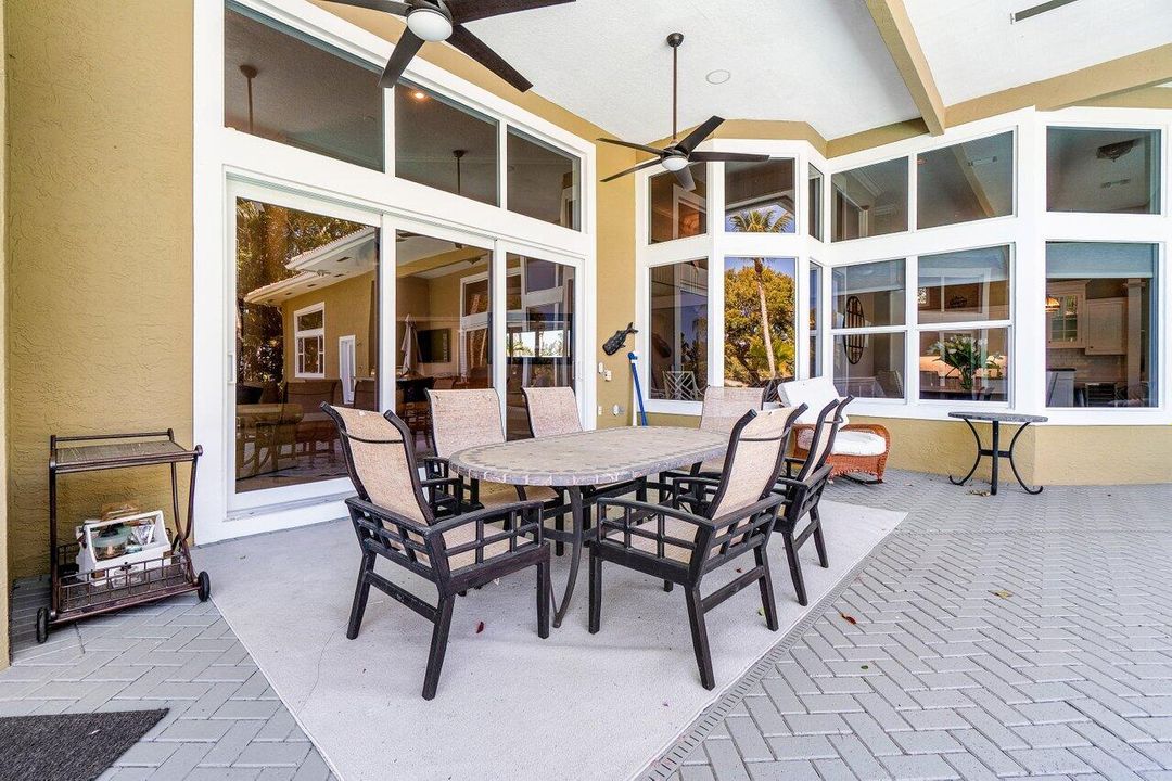 待售: $2,795,000 (6 贝兹, 3 浴室, 5008 平方英尺)