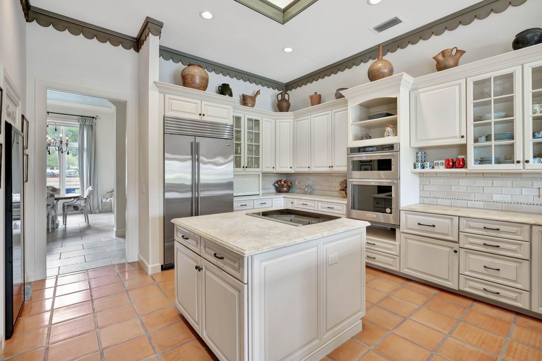 For Sale: $5,900,000 (3 beds, 3 baths, 4161 Square Feet)