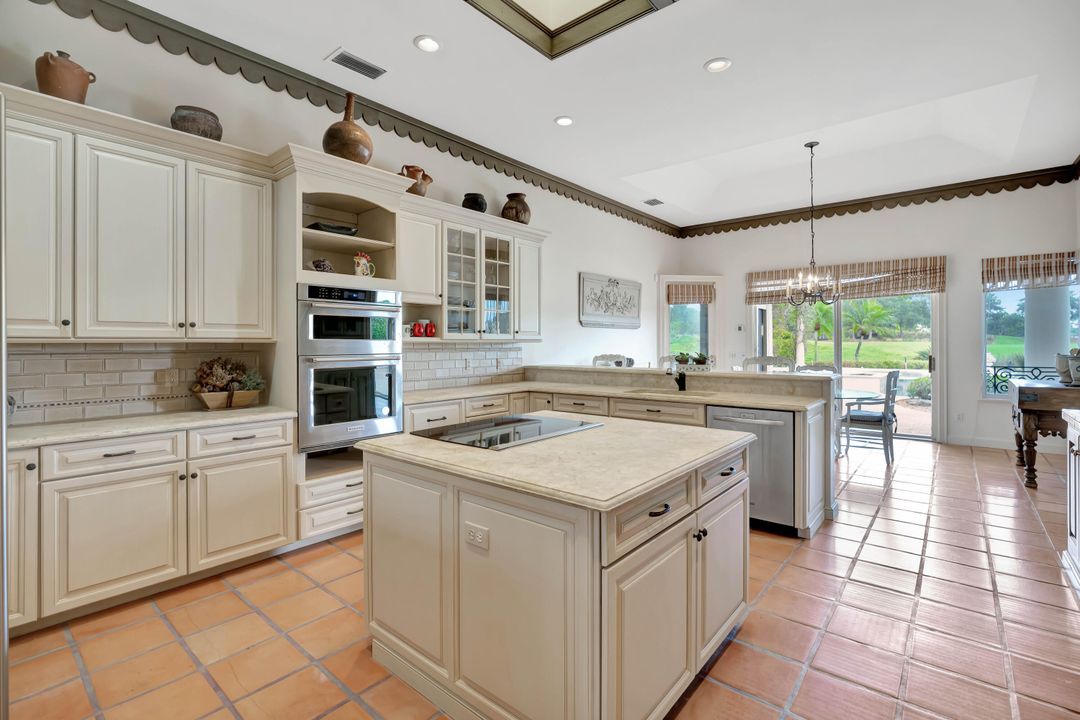 For Sale: $5,900,000 (3 beds, 3 baths, 4161 Square Feet)