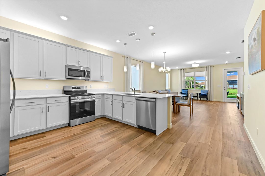 For Sale: $674,000 (3 beds, 2 baths, 1610 Square Feet)