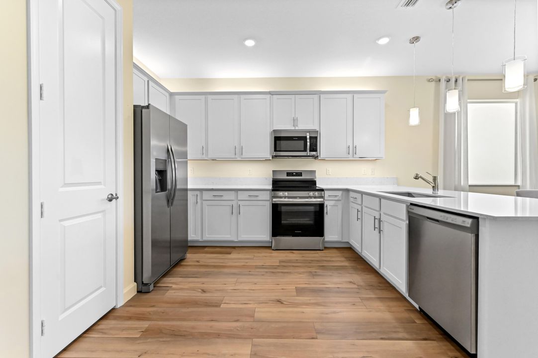 For Sale: $674,000 (3 beds, 2 baths, 1610 Square Feet)