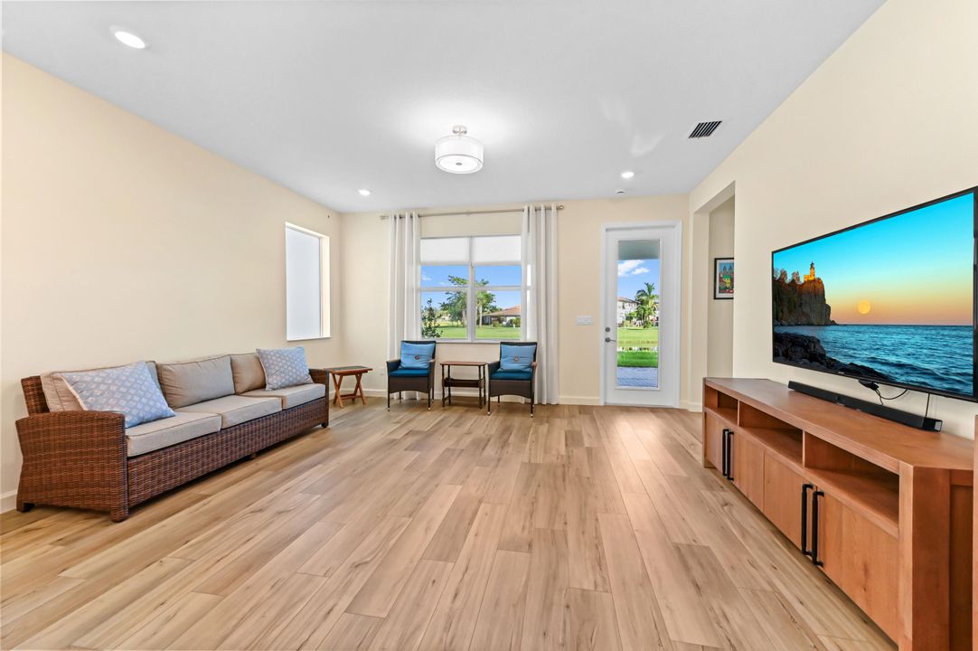 For Sale: $674,000 (3 beds, 2 baths, 1610 Square Feet)