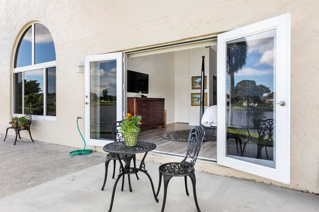 合同活跃: $634,999 (3 贝兹, 2 浴室, 1830 平方英尺)