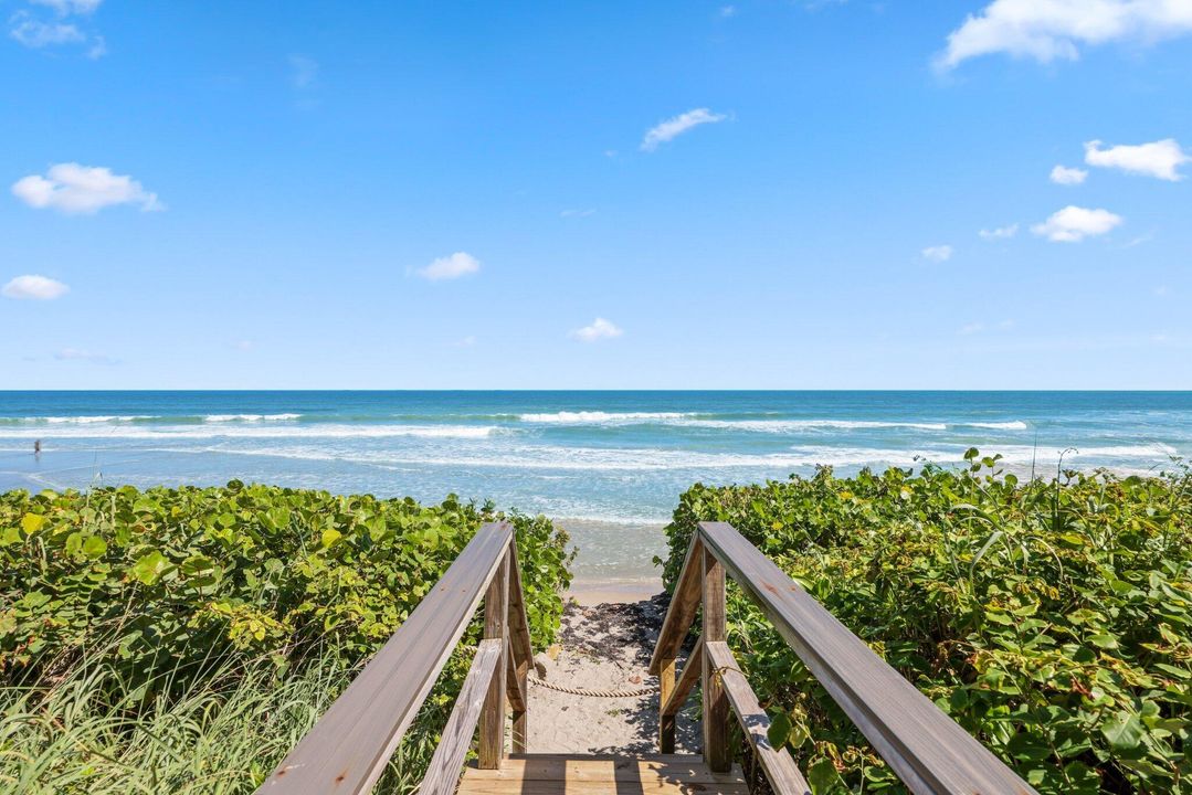 На продажу: $2,395,000 (3 спален, 3 ванн, 2023 Квадратных фут)