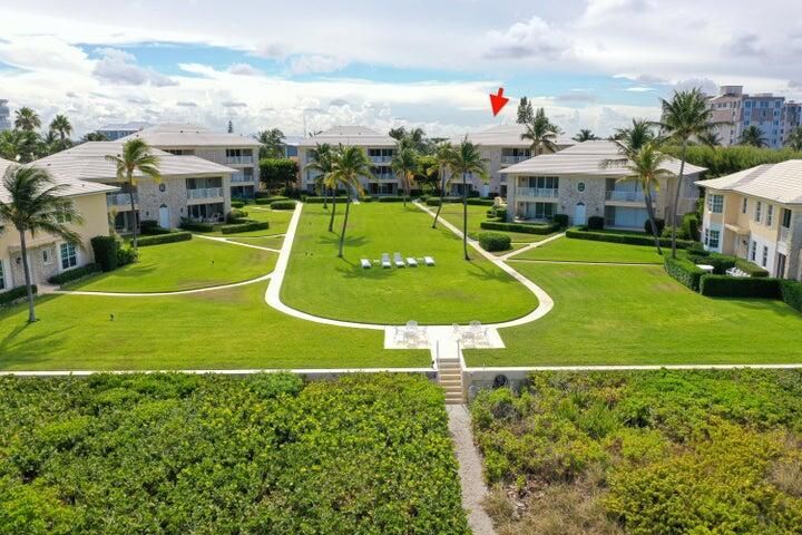 出租: $10,500 (2 贝兹, 2 浴室, 1254 平方英尺)