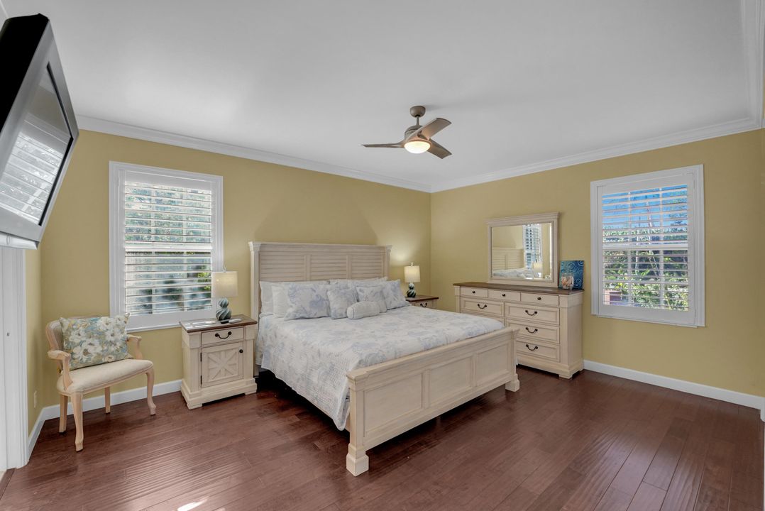 出租: $10,500 (2 贝兹, 2 浴室, 1254 平方英尺)