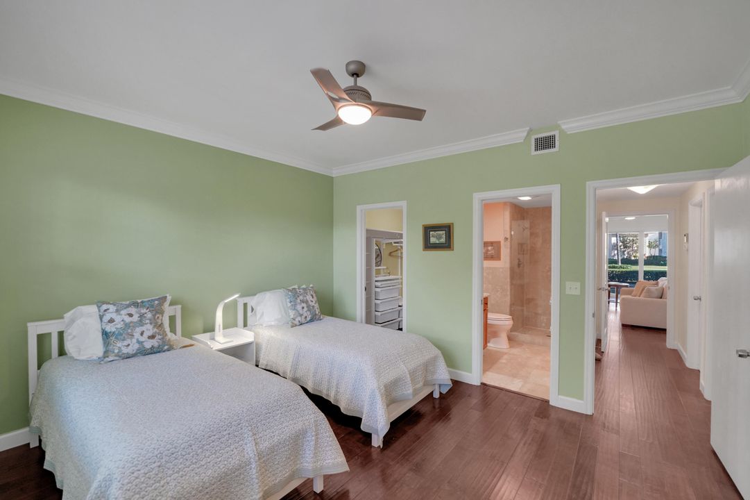 出租: $10,500 (2 贝兹, 2 浴室, 1254 平方英尺)