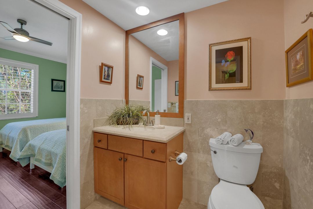 出租: $10,500 (2 贝兹, 2 浴室, 1254 平方英尺)