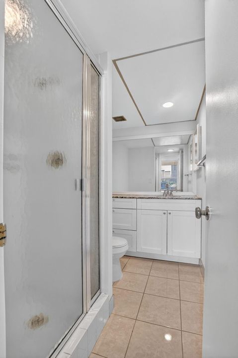 For Sale: $345,000 (2 beds, 2 baths, 1095 Square Feet)