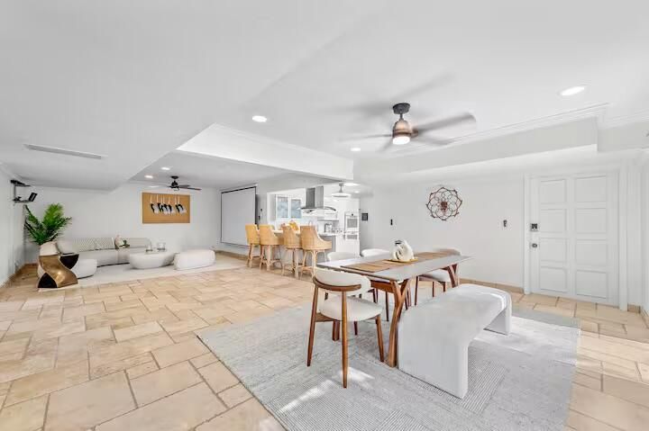 В аренду: $13,500 (4 спален, 4 ванн, 2904 Квадратных фут)