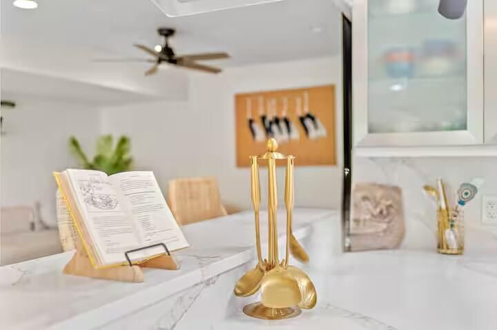 В аренду: $13,500 (4 спален, 4 ванн, 2904 Квадратных фут)