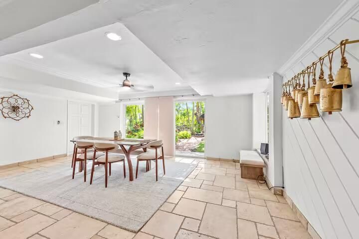 В аренду: $13,500 (4 спален, 4 ванн, 2904 Квадратных фут)