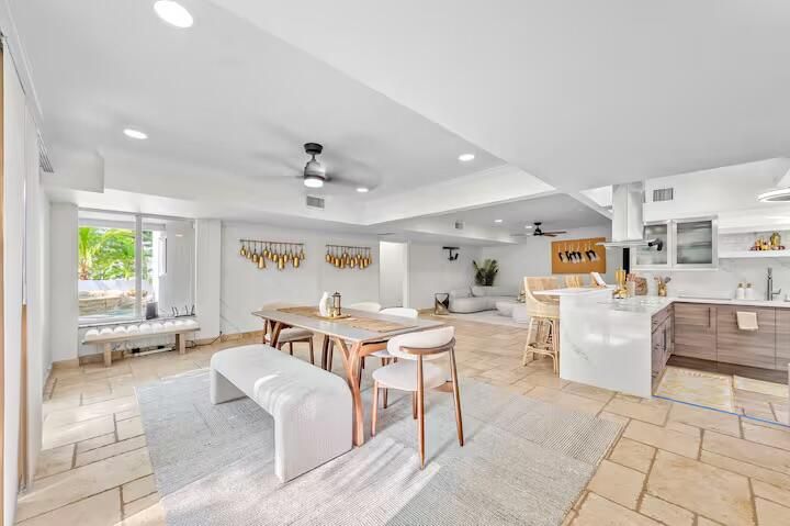 В аренду: $13,500 (4 спален, 4 ванн, 2904 Квадратных фут)