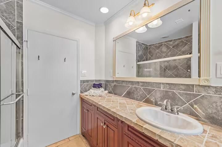 В аренду: $13,500 (4 спален, 4 ванн, 2904 Квадратных фут)