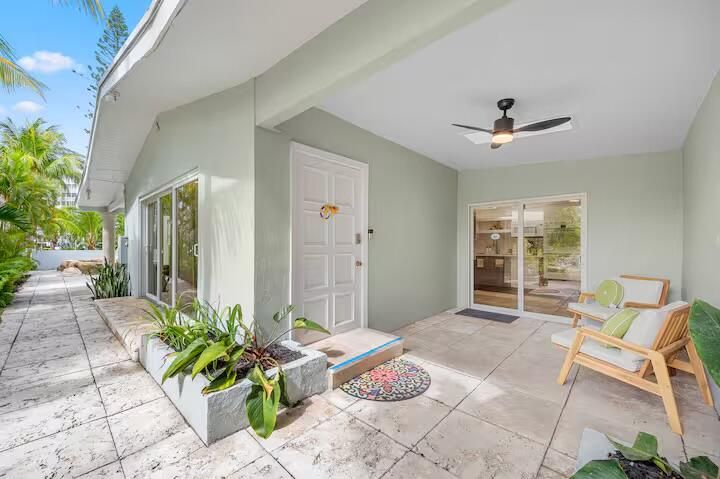 В аренду: $13,500 (4 спален, 4 ванн, 2904 Квадратных фут)