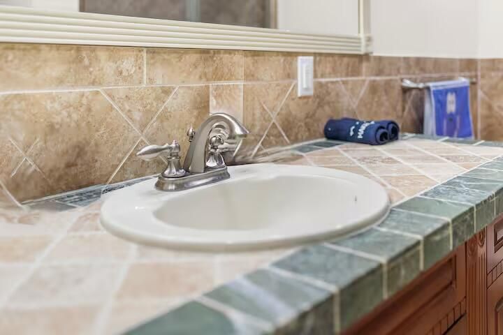 В аренду: $13,500 (4 спален, 4 ванн, 2904 Квадратных фут)