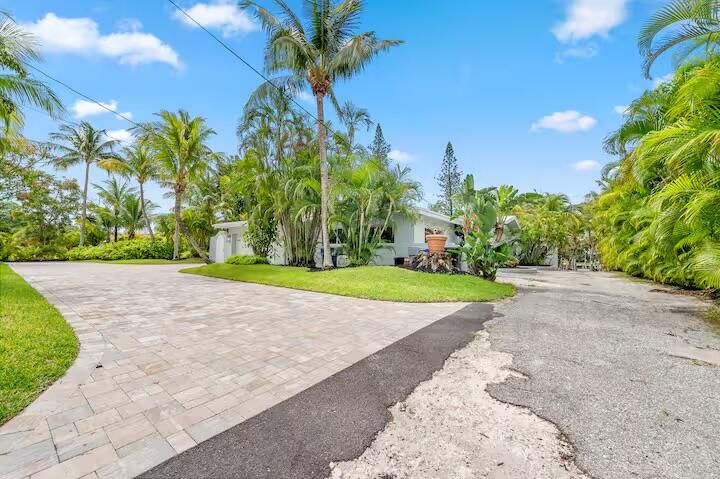 В аренду: $13,500 (4 спален, 4 ванн, 2904 Квадратных фут)