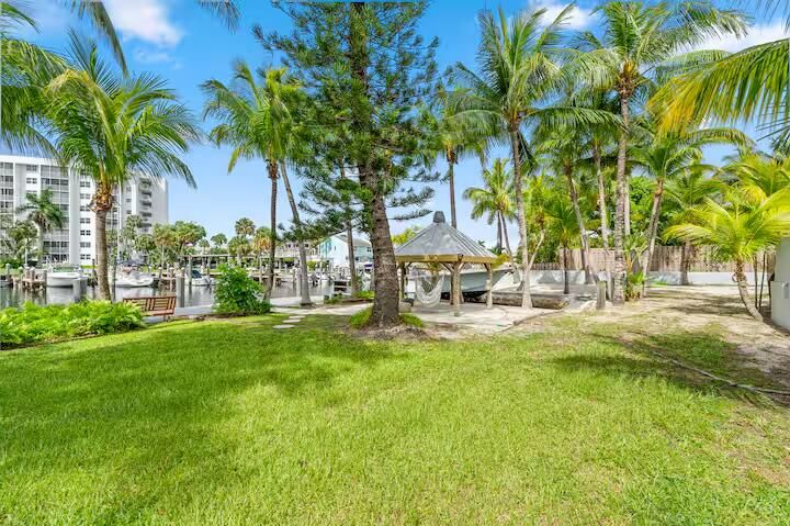 В аренду: $13,500 (4 спален, 4 ванн, 2904 Квадратных фут)