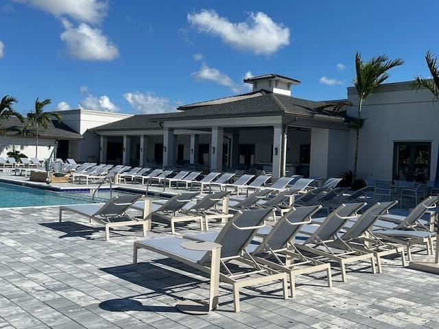 For Sale: $674,000 (3 beds, 2 baths, 1610 Square Feet)