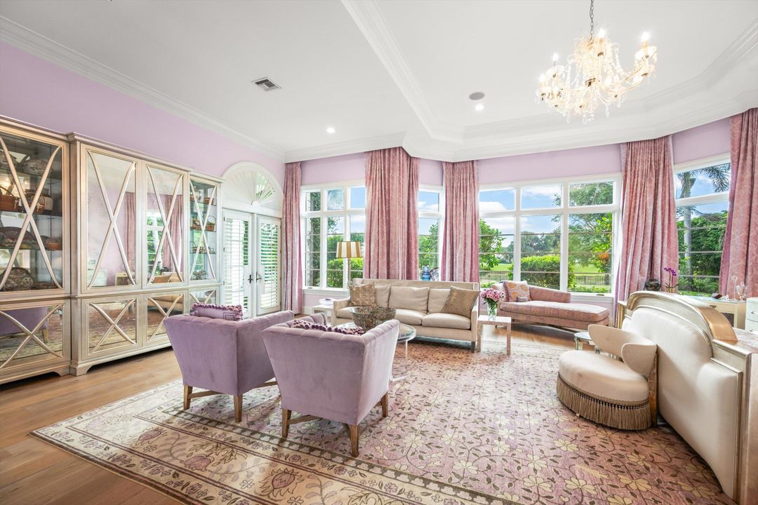 На продажу: $7,200,000 (4 спален, 6 ванн, 5908 Квадратных фут)