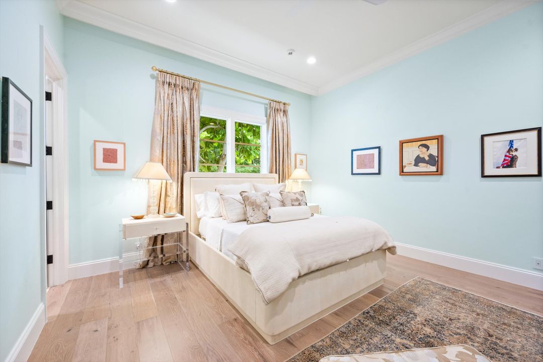 На продажу: $7,200,000 (4 спален, 6 ванн, 5908 Квадратных фут)