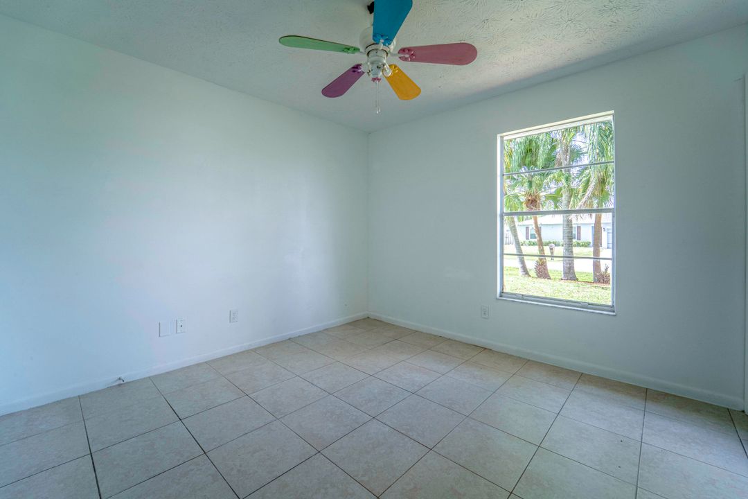 На продажу: $259,000 (2 спален, 2 ванн, 1036 Квадратных фут)