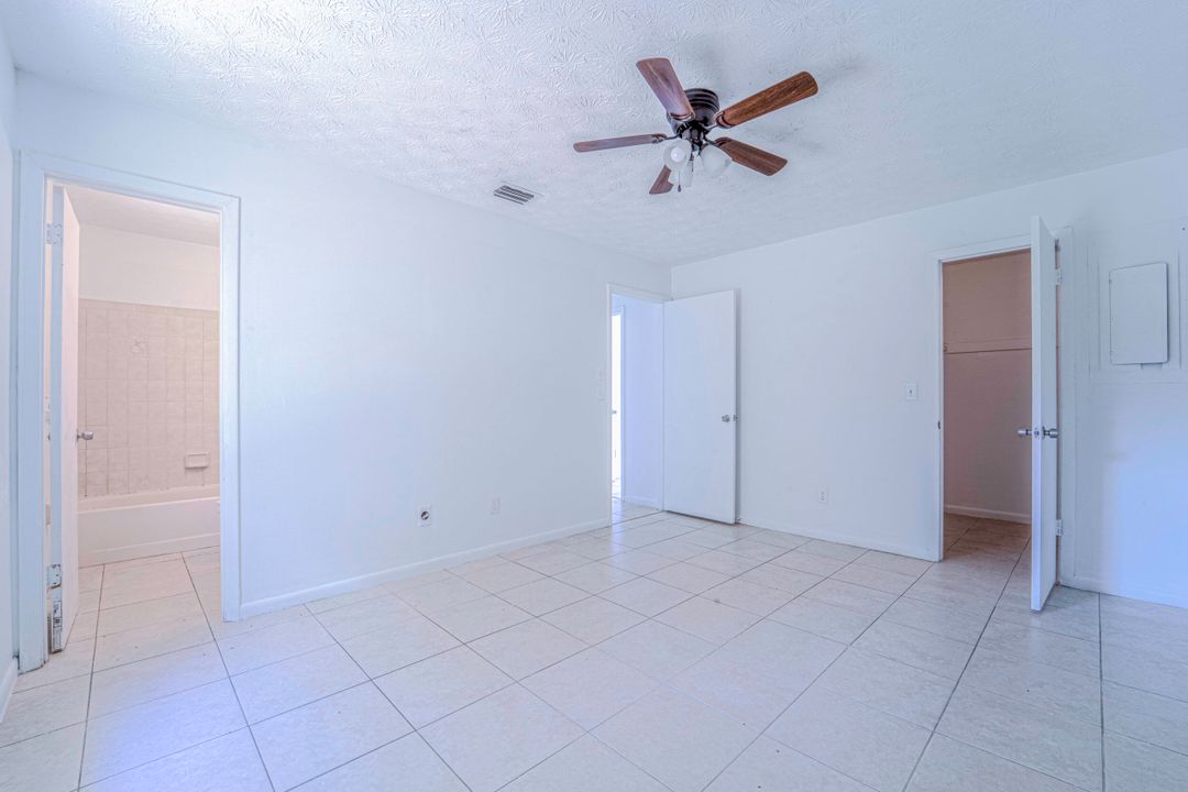 На продажу: $259,000 (2 спален, 2 ванн, 1036 Квадратных фут)