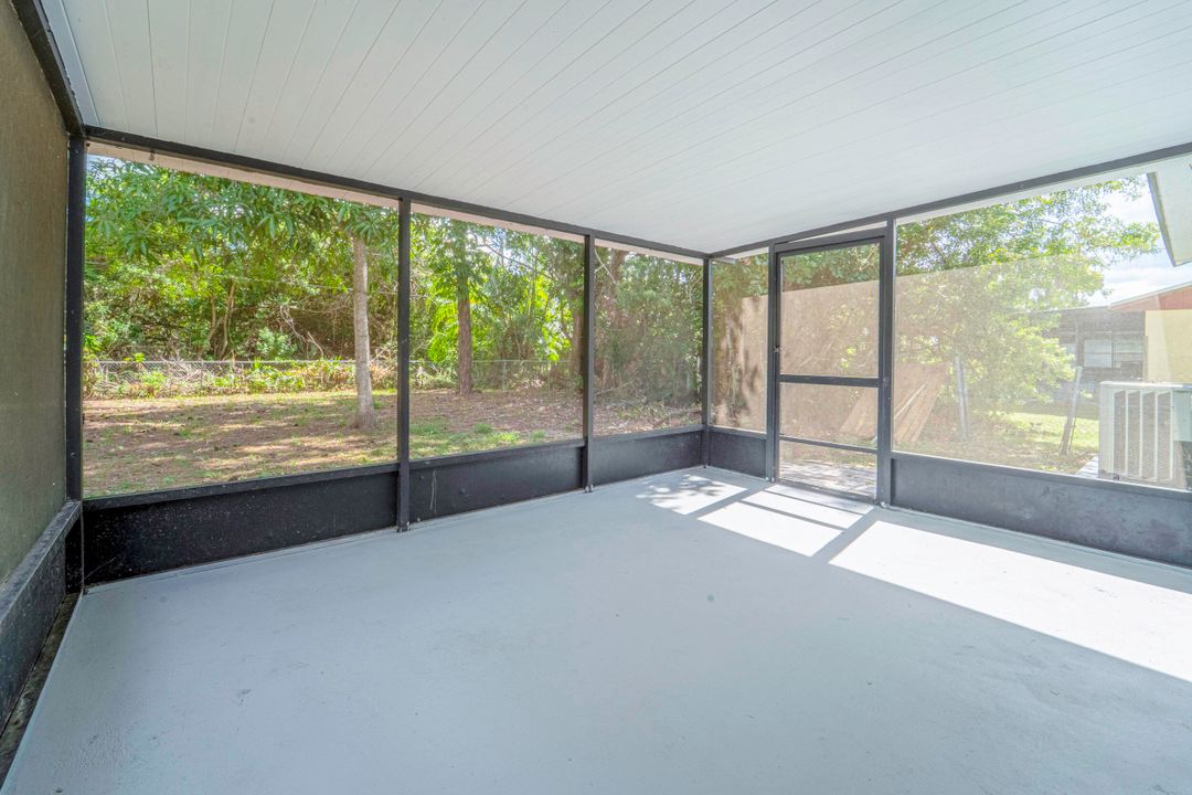 На продажу: $259,000 (2 спален, 2 ванн, 1036 Квадратных фут)