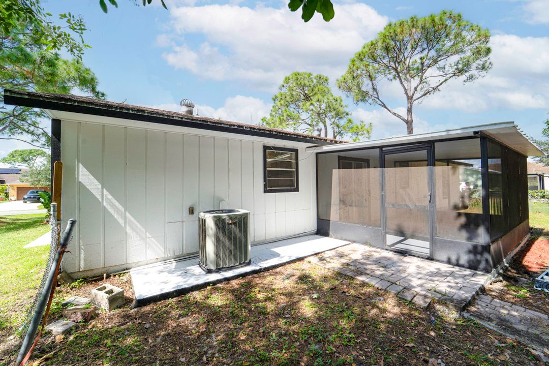 На продажу: $259,000 (2 спален, 2 ванн, 1036 Квадратных фут)