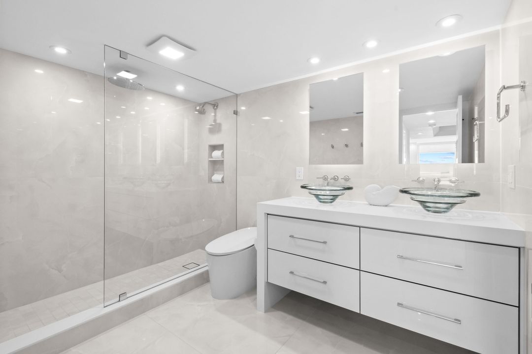 For Sale: $1,423,000 (2 beds, 2 baths, 1435 Square Feet)