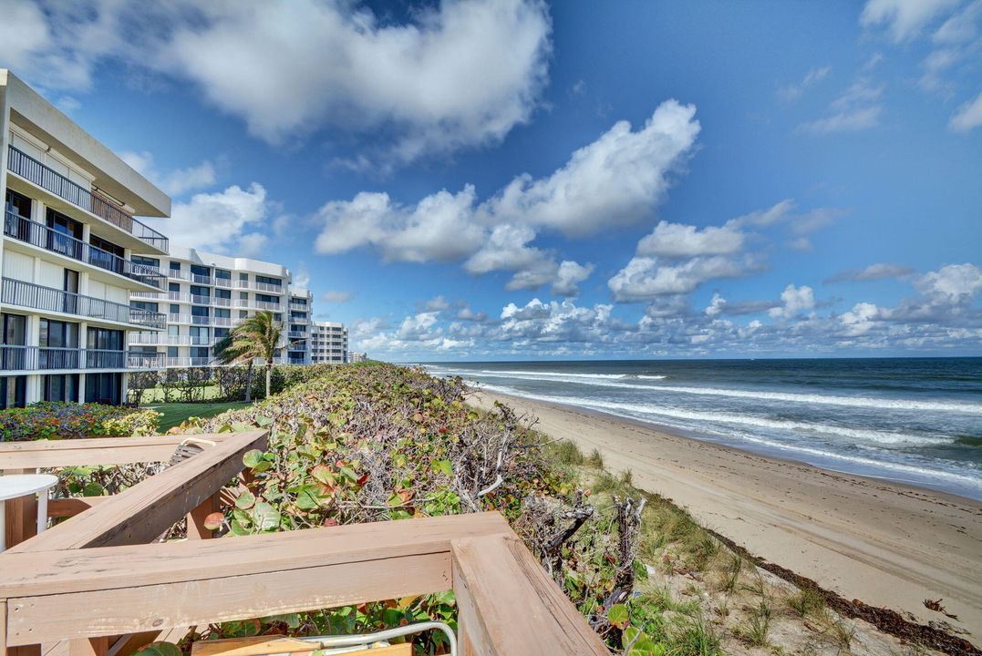 For Sale: $1,395,000 (2 beds, 2 baths, 1714 Square Feet)