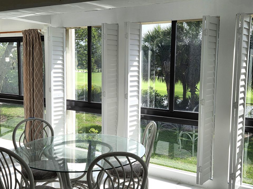 For Sale: $350,000 (2 beds, 2 baths, 1470 Square Feet)