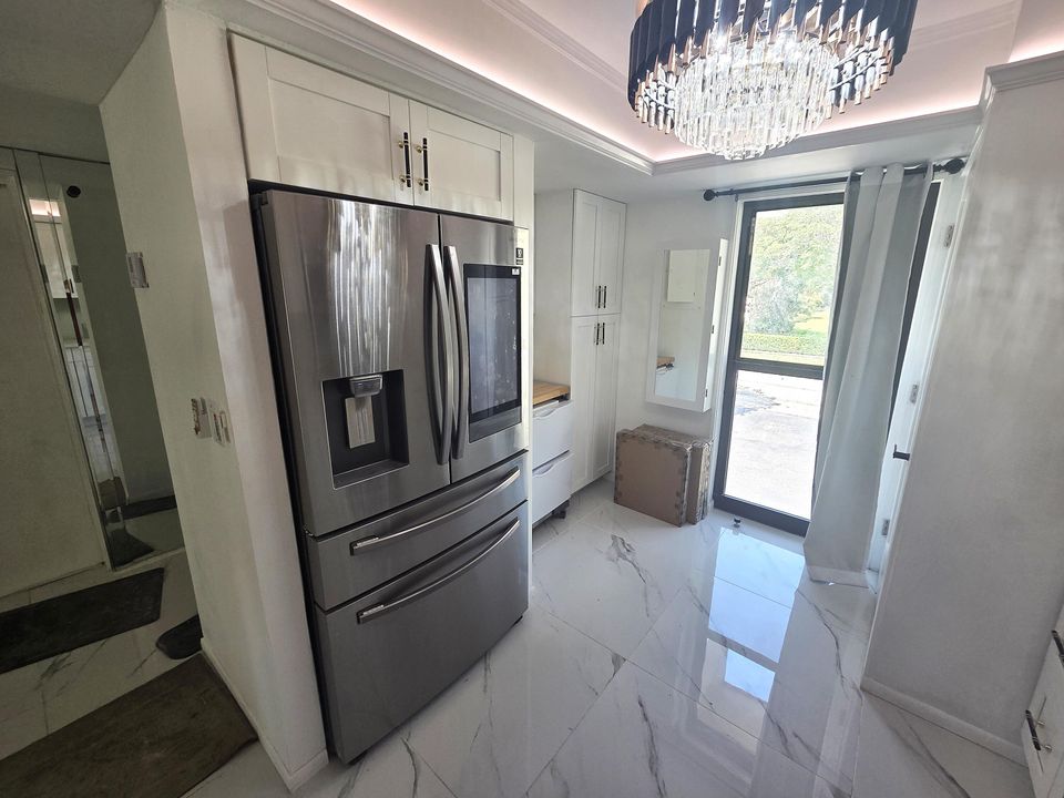 For Sale: $350,000 (2 beds, 2 baths, 1470 Square Feet)