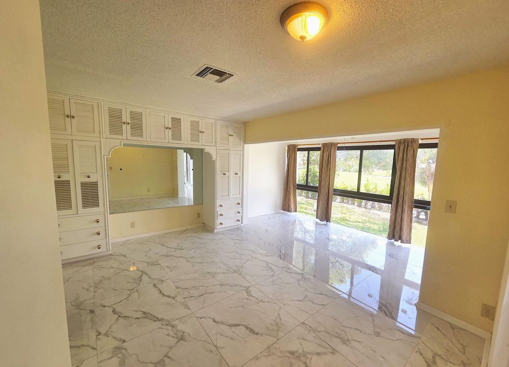 For Sale: $350,000 (2 beds, 2 baths, 1470 Square Feet)