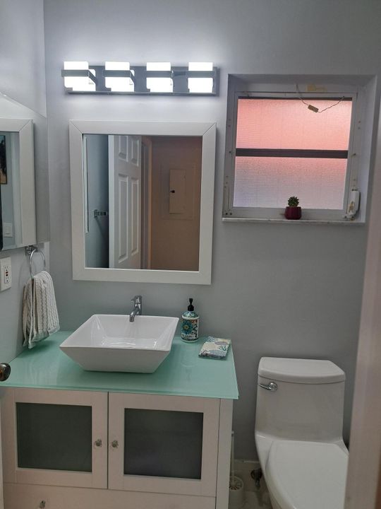 For Sale: $324,900 (3 beds, 2 baths, 1722 Square Feet)