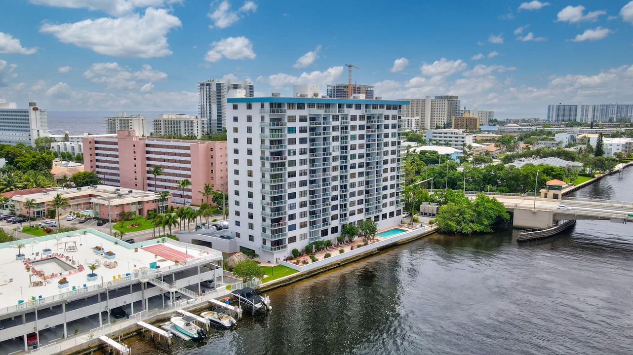 En Venta: $473,000 (2 camas, 2 baños, 1045 Pies cuadrados)