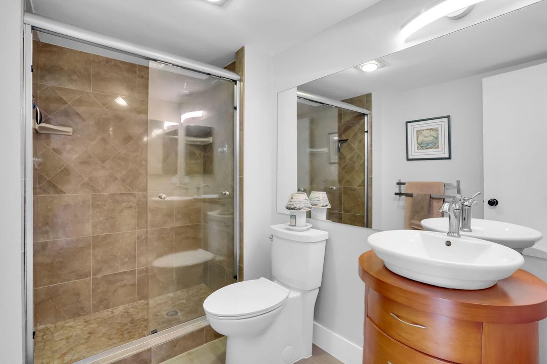 En Venta: $473,000 (2 camas, 2 baños, 1045 Pies cuadrados)