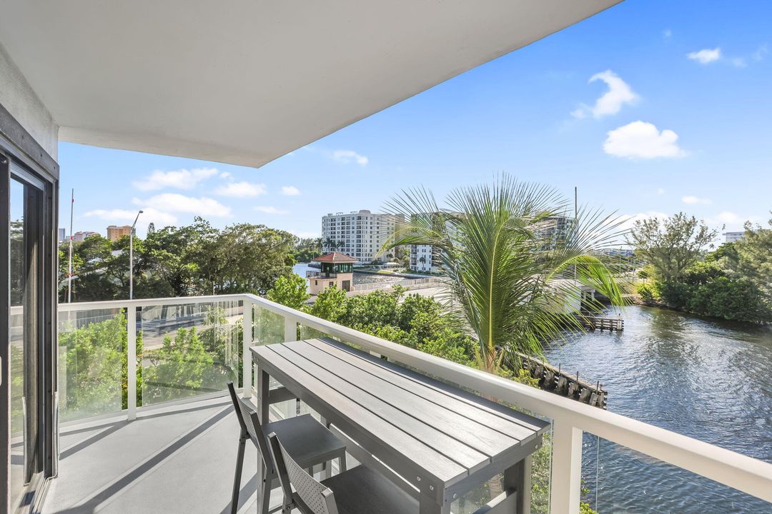 En Venta: $473,000 (2 camas, 2 baños, 1045 Pies cuadrados)