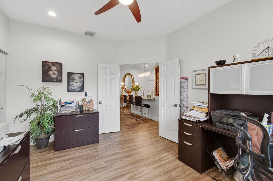 For Sale: $574,995 (3 beds, 2 baths, 1788 Square Feet)