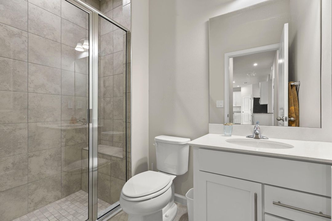 出租: $4,500 (5 贝兹, 4 浴室, 3021 平方英尺)