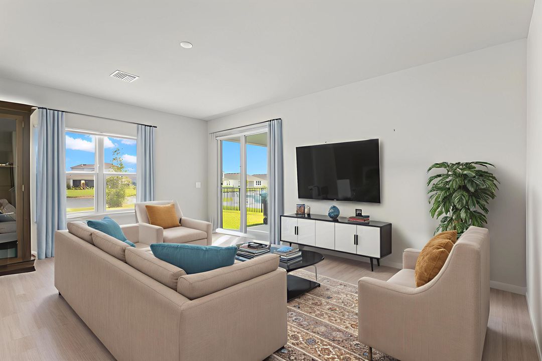 出租: $4,500 (5 贝兹, 4 浴室, 3021 平方英尺)