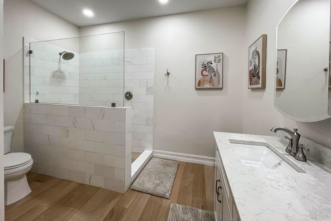 Под контрактом: $7,500 (3 спален, 2 ванн, 1909 Квадратных фут)