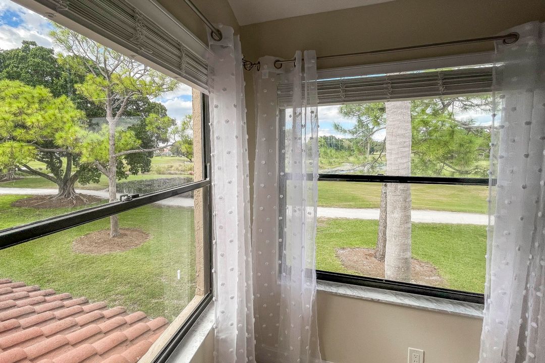 Под контрактом: $7,500 (3 спален, 2 ванн, 1909 Квадратных фут)