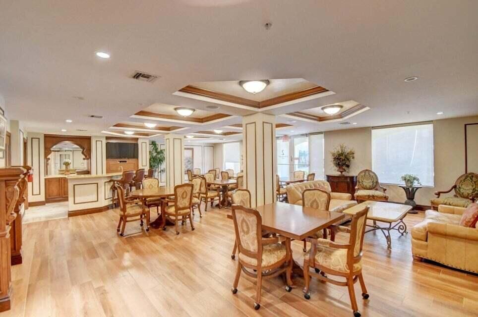 For Rent: $2,295 (2 beds, 2 baths, 1012 Square Feet)