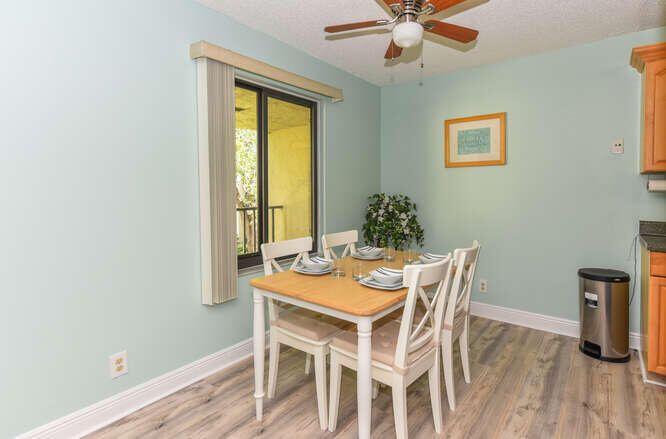 出租: $2,600 (2 贝兹, 2 浴室, 1100 平方英尺)