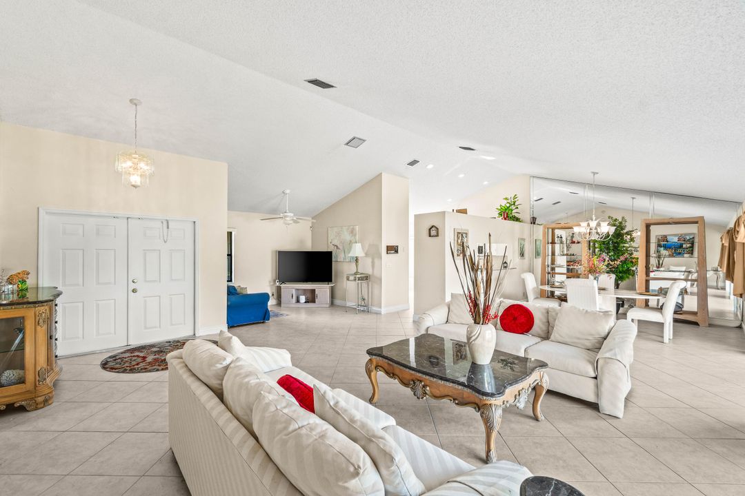 Active With Contract: $550,000 (3 beds, 2 baths, 1775 Square Feet)