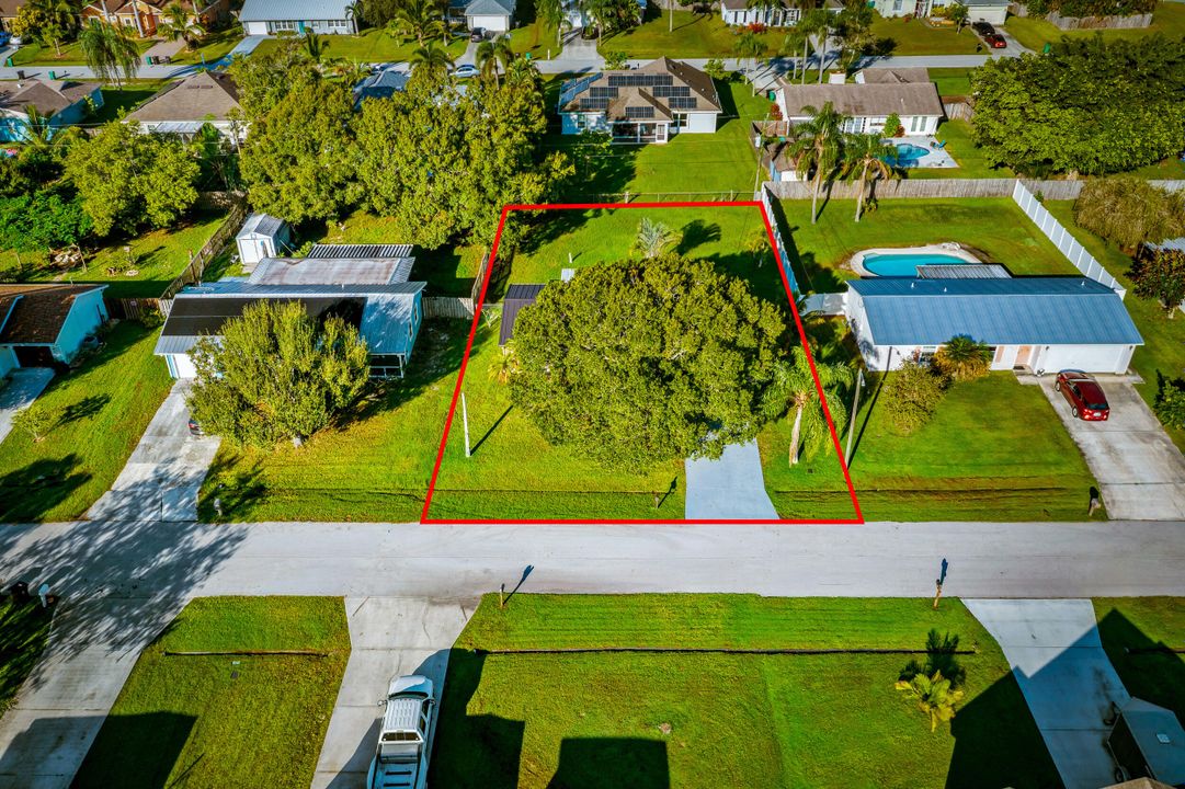 For Sale: $335,000 (2 beds, 2 baths, 1026 Square Feet)