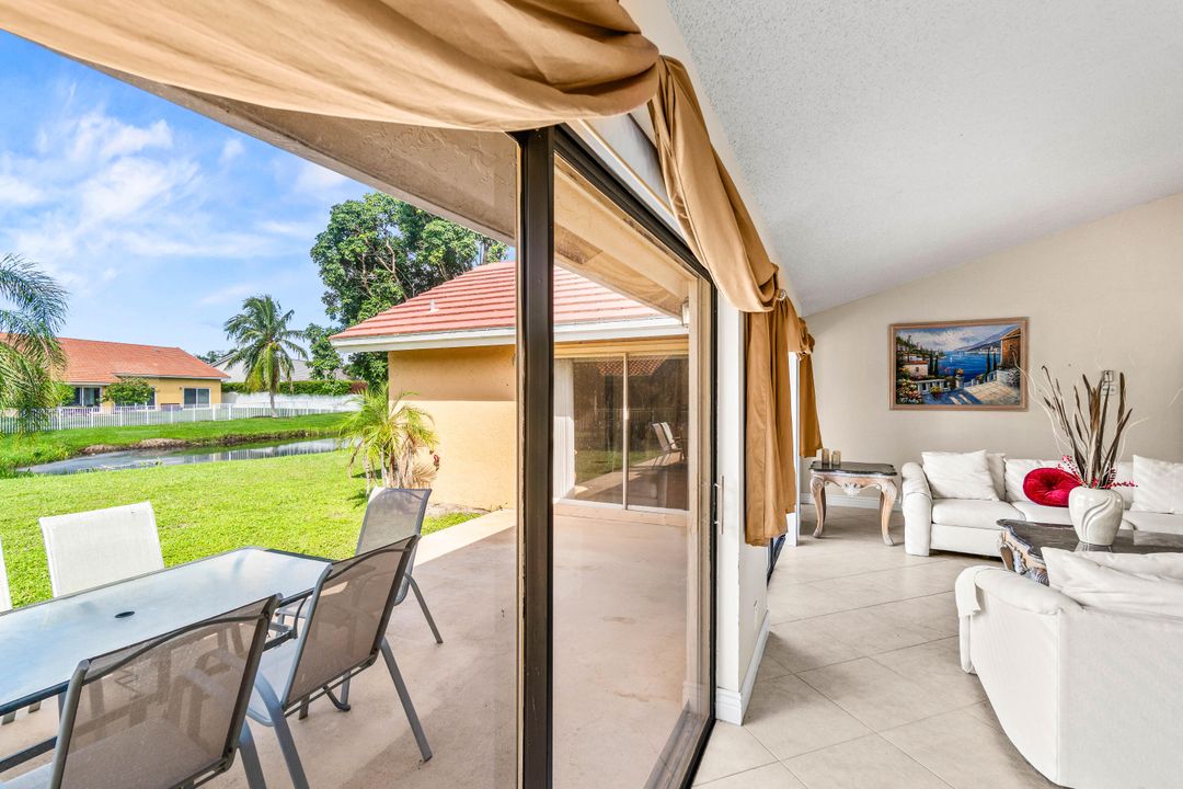 Active With Contract: $550,000 (3 beds, 2 baths, 1775 Square Feet)